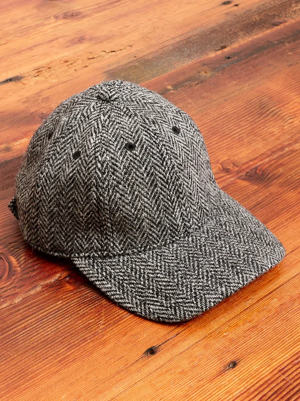 Beanies for snowy nights-Tweed Cap in Herringbone